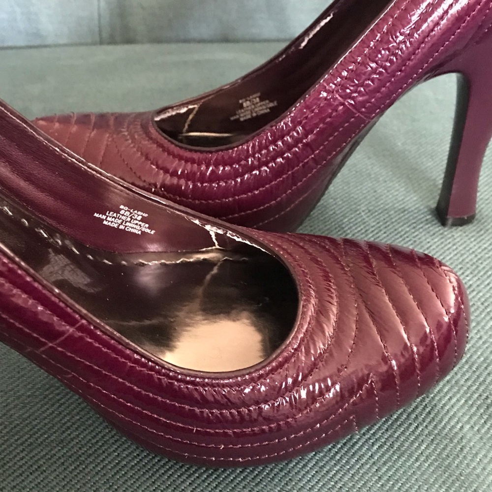 BCBG Plum Pumps - Picture 4 of 6